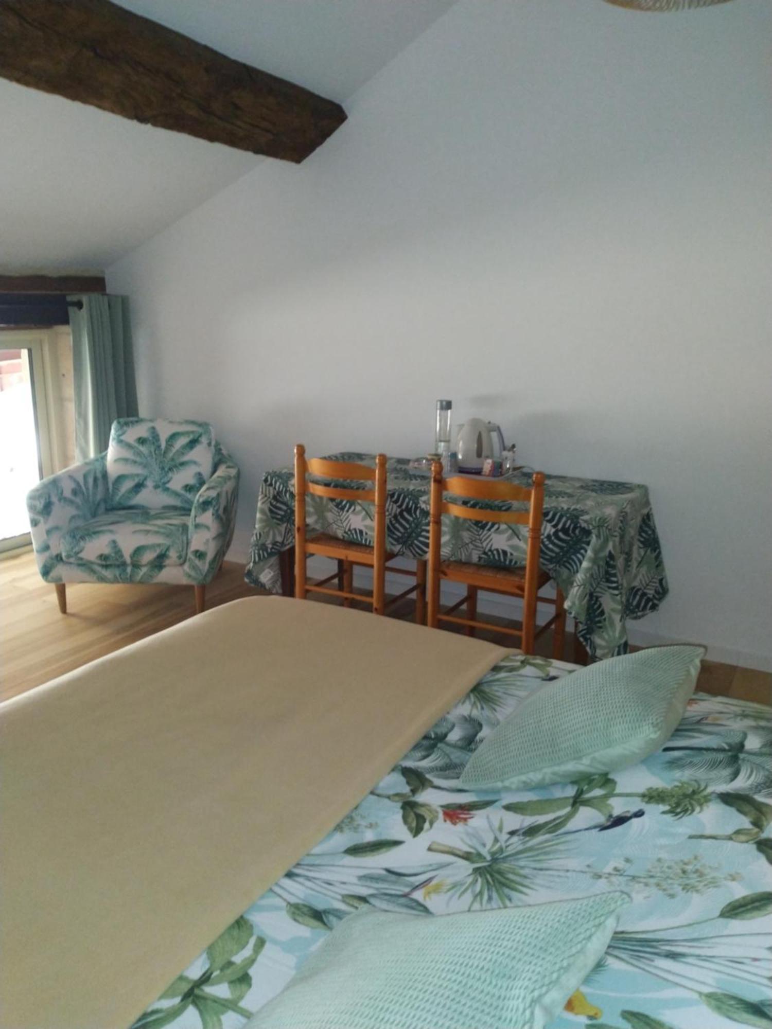 A La Maison Du Bonheur Lanty-sur-Aube 外观 照片